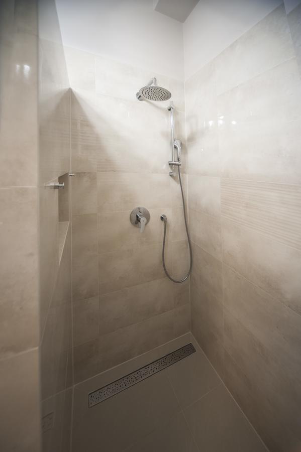Przestronny Apartament Very Berry W Poznaniu Z Dwiema Sypialniami By Noclegi Renters Buitenkant foto
